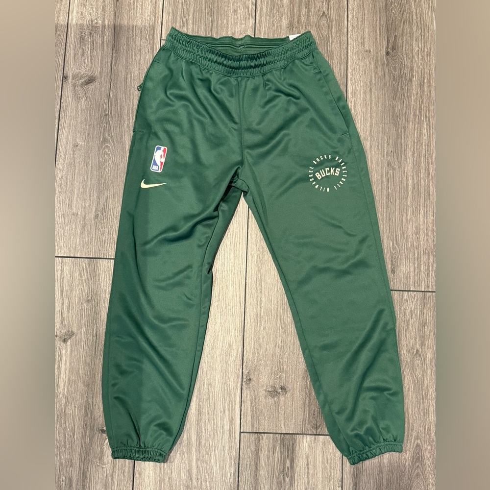 Nike Dri Fit NBA Milwaukee Bucks Sweatpants
